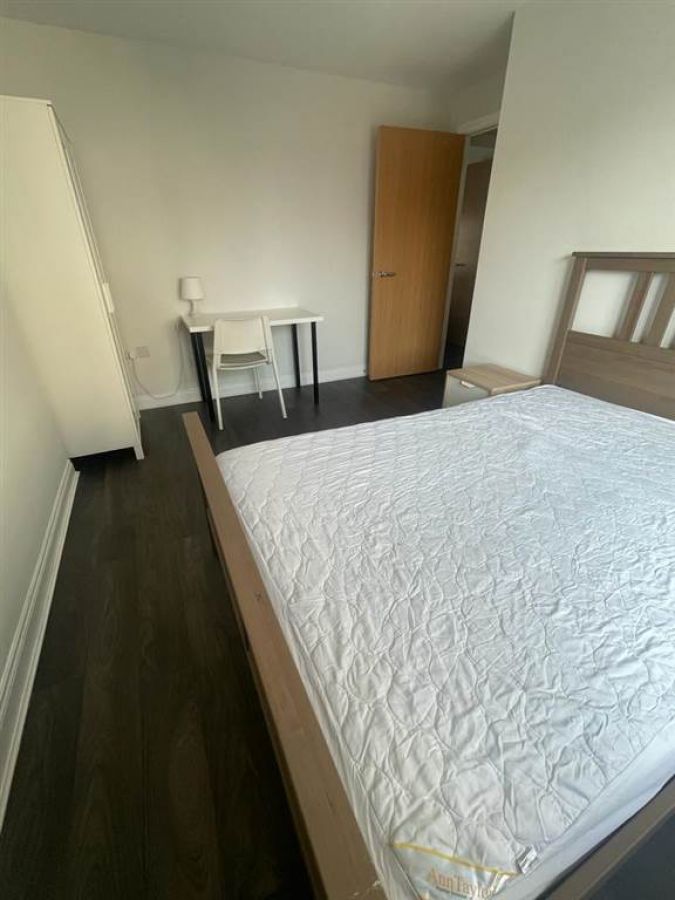 Apartment 11 Gardiners Square