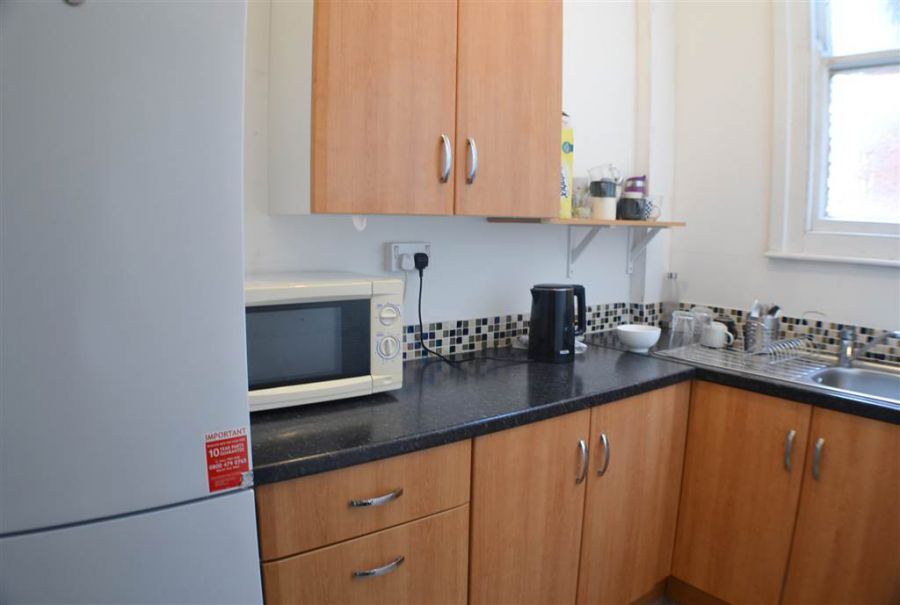 98 Lisburn Road, Third Floor Front