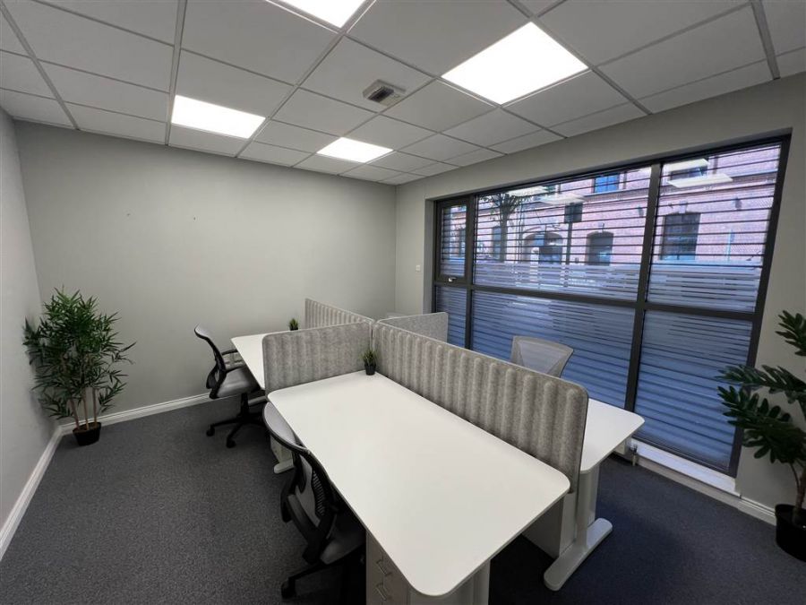 28 Adelaide Street- Suite 4 28 Adelaide Street- Suite 4