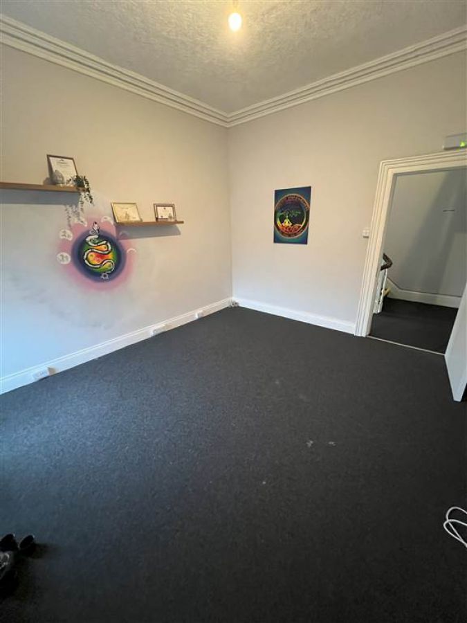 94 University Street Office 10