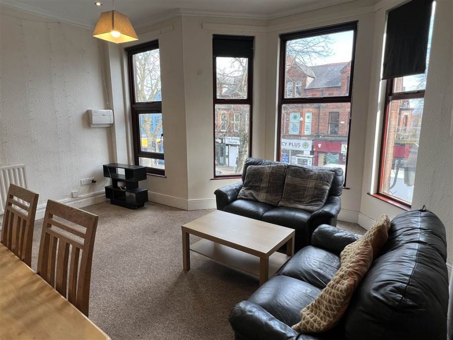 Room To Let, Sharing Apartment with One Other Person