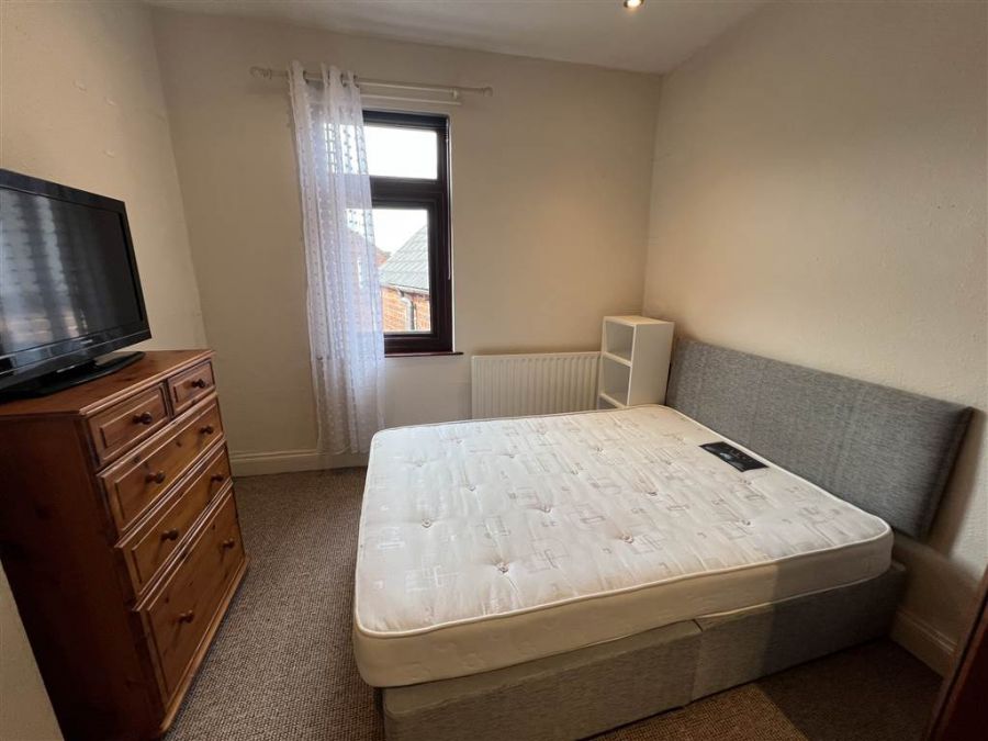 Room To Let, Sharing Apartment With One Other Person