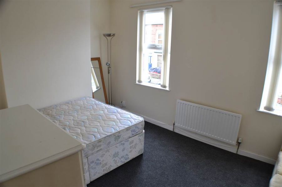 9 Lisburn Avenue