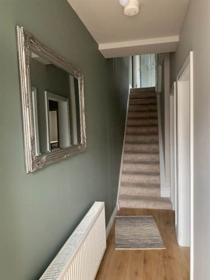 144 Connsbrook Avenue (room 5)