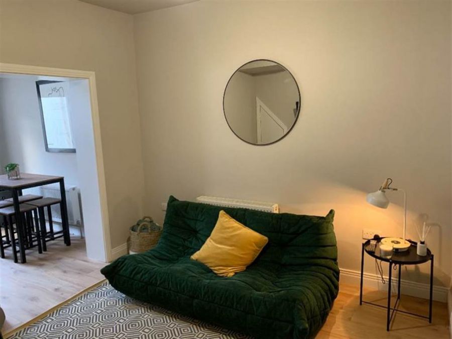 144 Connsbrook Avenue (room 5)