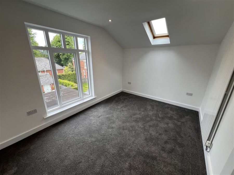7 Balmoral Manor