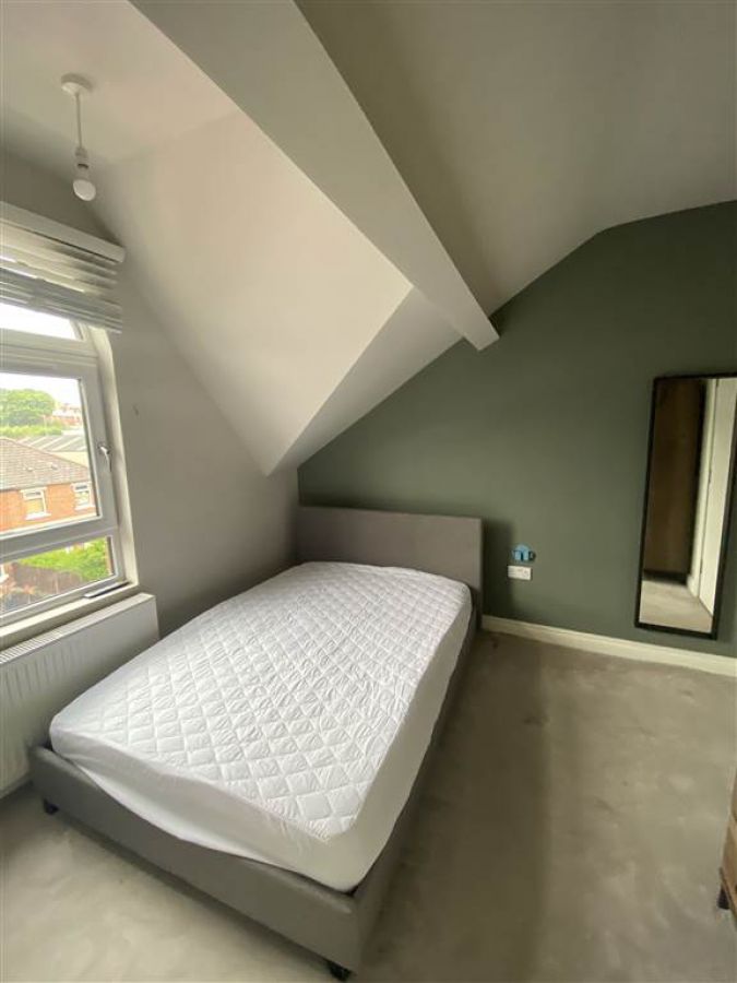 (room 2) 144 Connsbrook Avenue