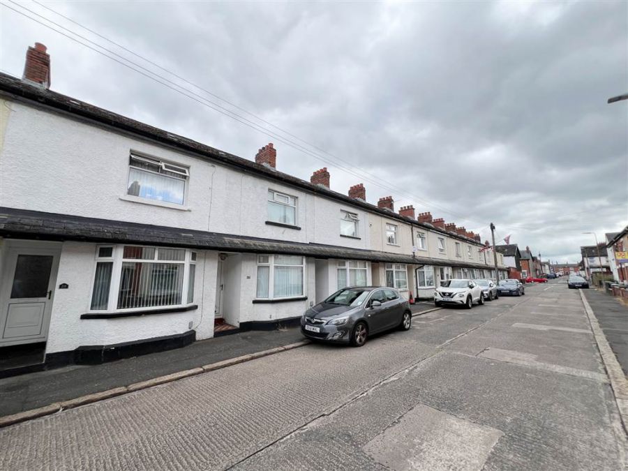 28 Rockview Street,donegall road, belfast, BT12 6JQ