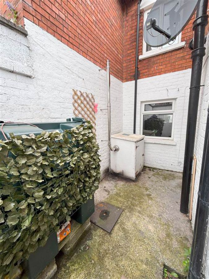 28 Rockview Street
