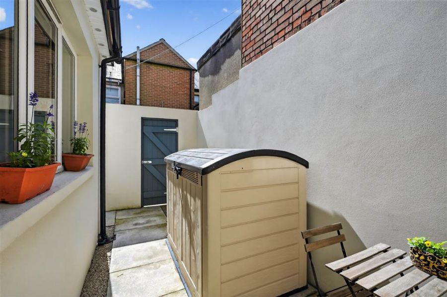 26 Glendower Street