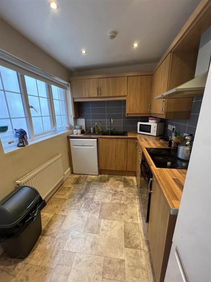 54 Tates Avenue