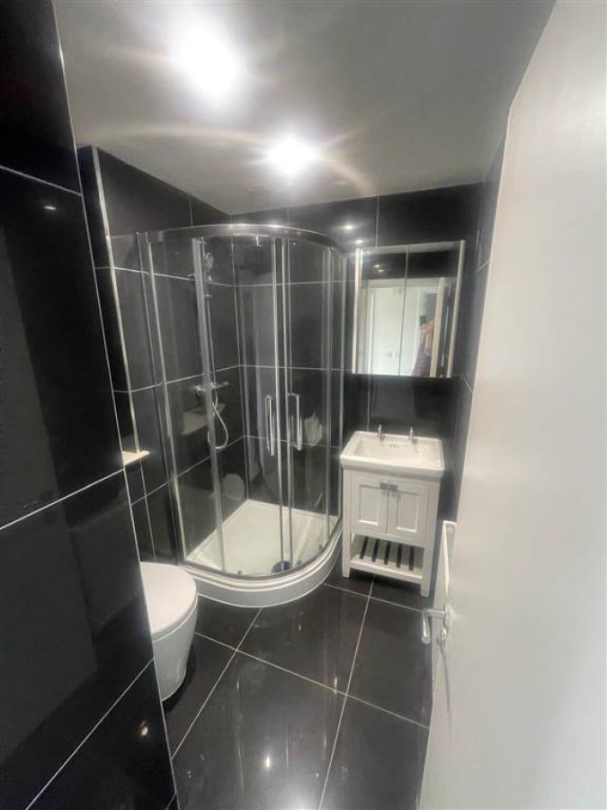 College Central, 904