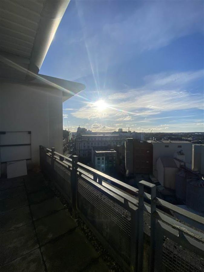 College Central, 904