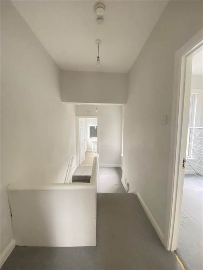 Donegal Road, 215, University Area, Belfast, BT12 5NA