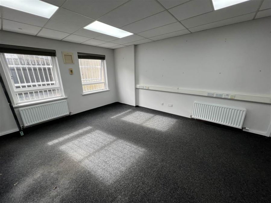 89 University Street - Suite 1