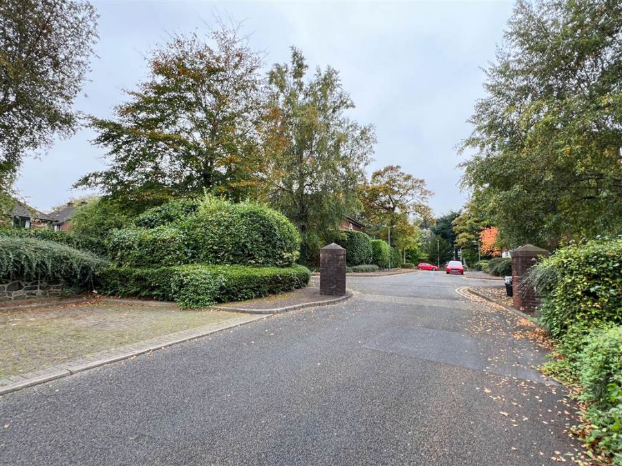 34 Ashleigh Manor