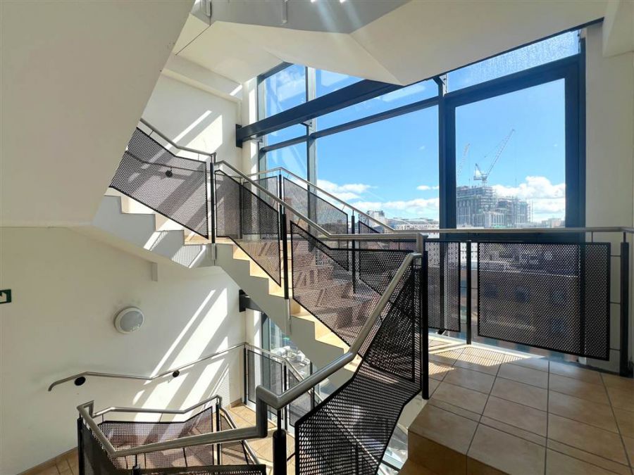 115 Victoria Place