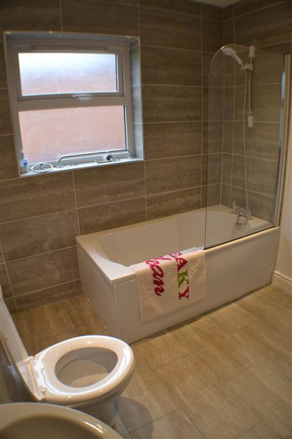 17 Sandhurst Drive