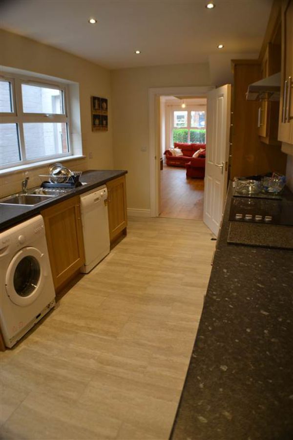 17 Sandhurst Drive