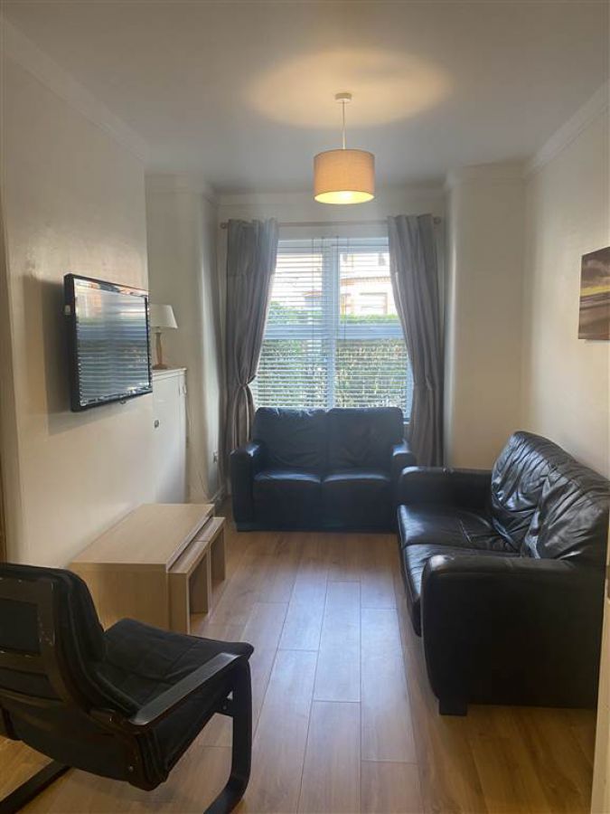 17 Sandhurst Drive