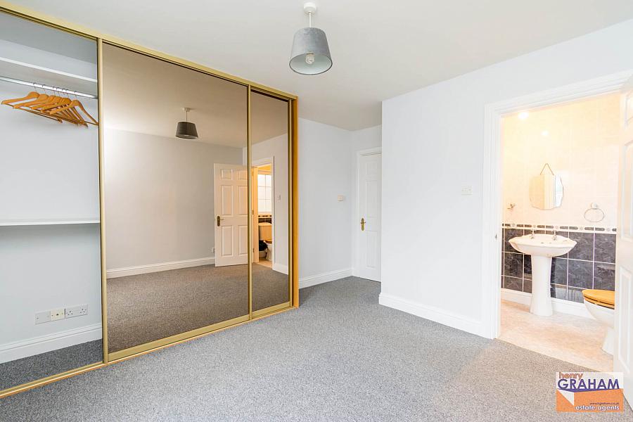 Apartment 22 Glenmore Place