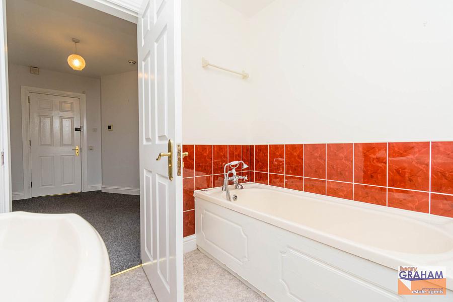 Apartment 22 Glenmore Place