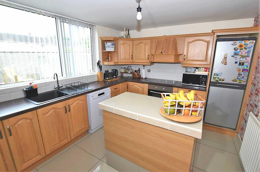 54 Glenmore Park