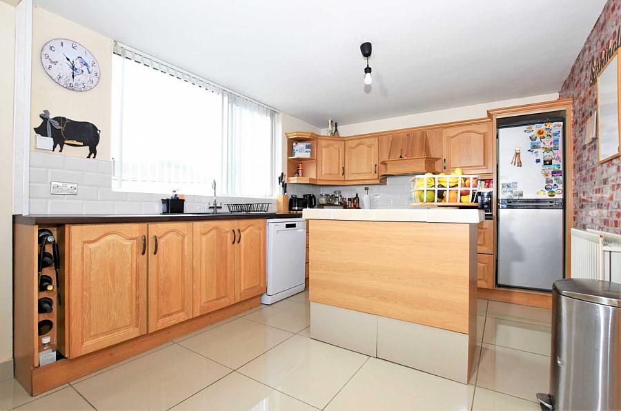 54 Glenmore Park
