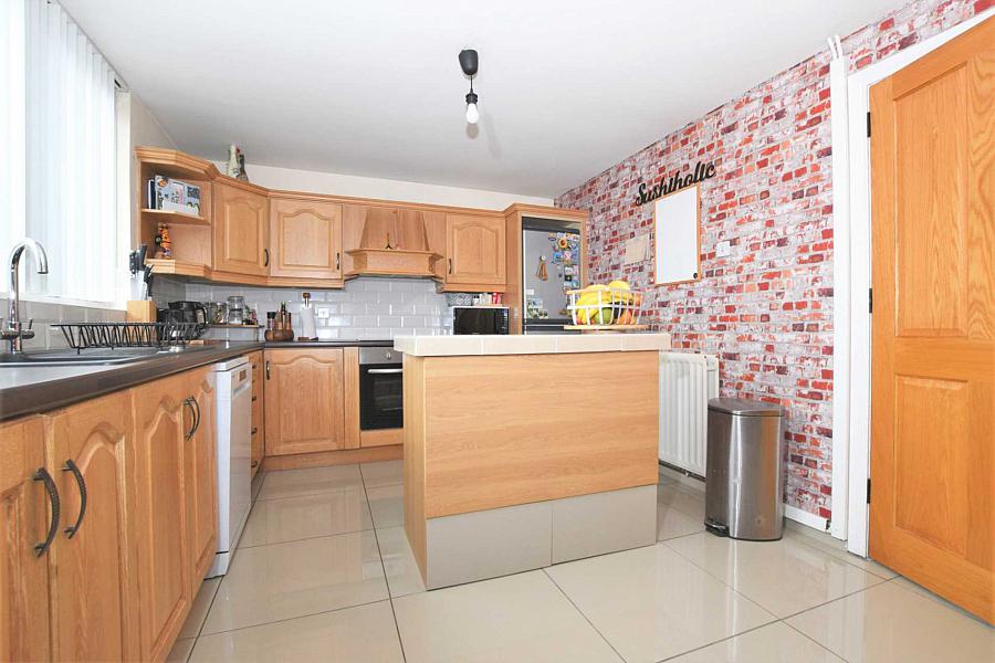 54 Glenmore Park