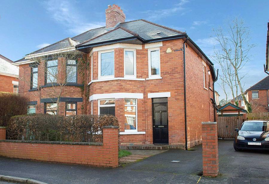 21 Queensberry Park, Rosetta, Belfast, BT6 0HN
