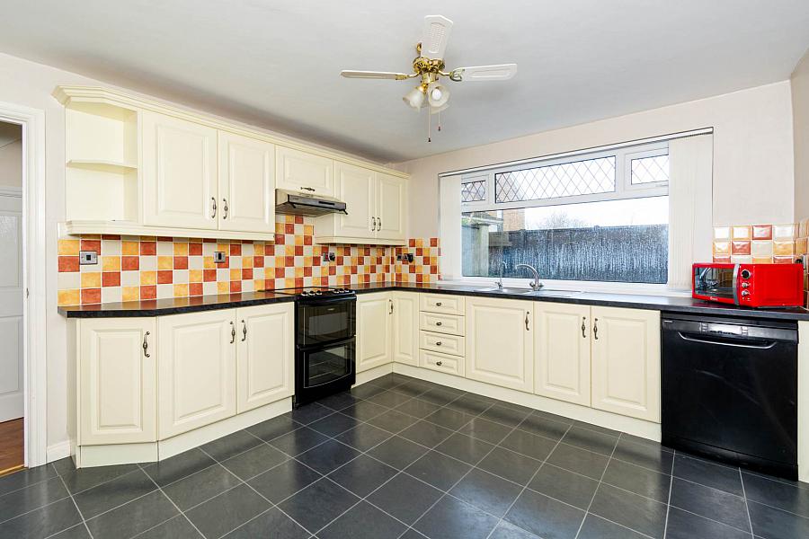 3 Glen Close 3 Glen Close