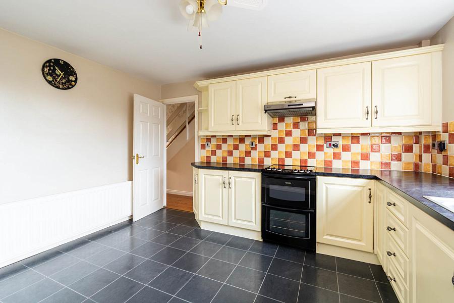 3 Glen Close 3 Glen Close