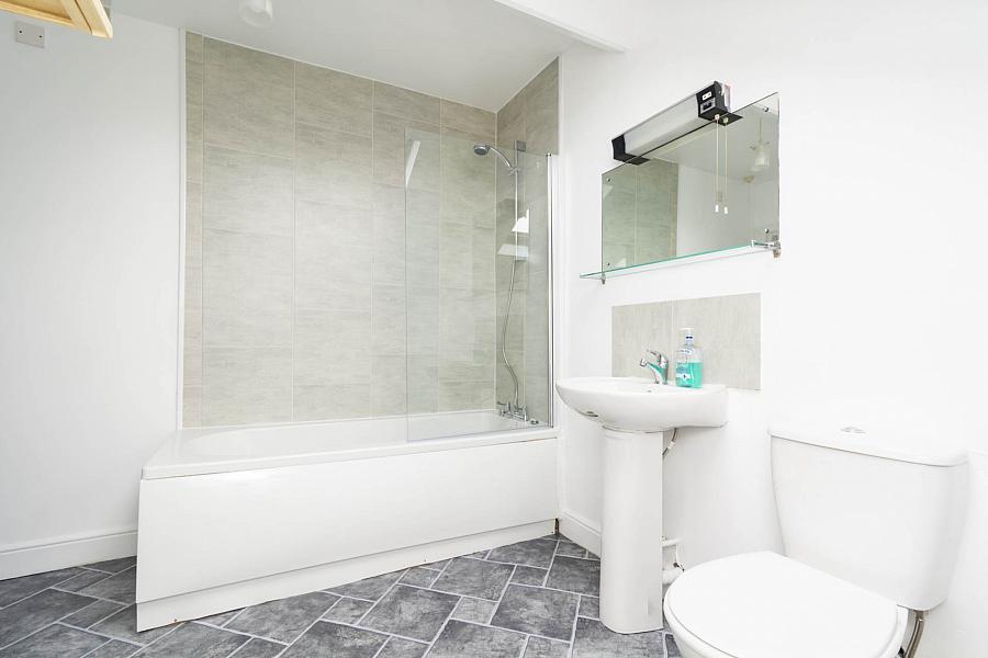 32B Bachelors Walk 32B Bachelors Walk