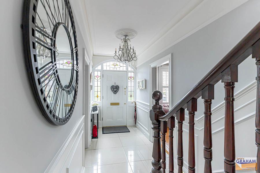7 Bellevue Drive