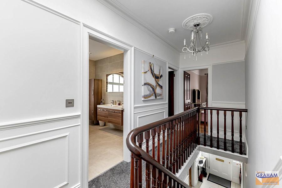 7 Bellevue Drive