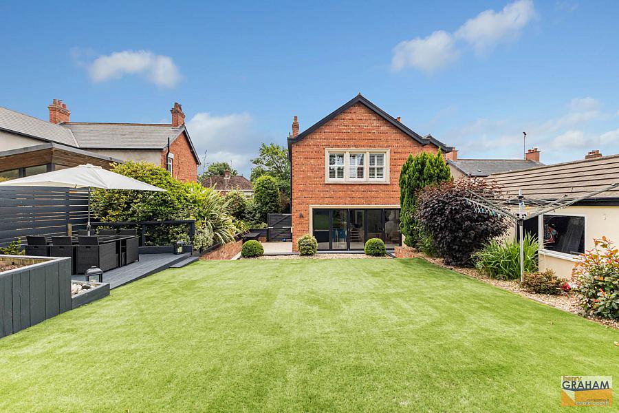 7 Bellevue Drive