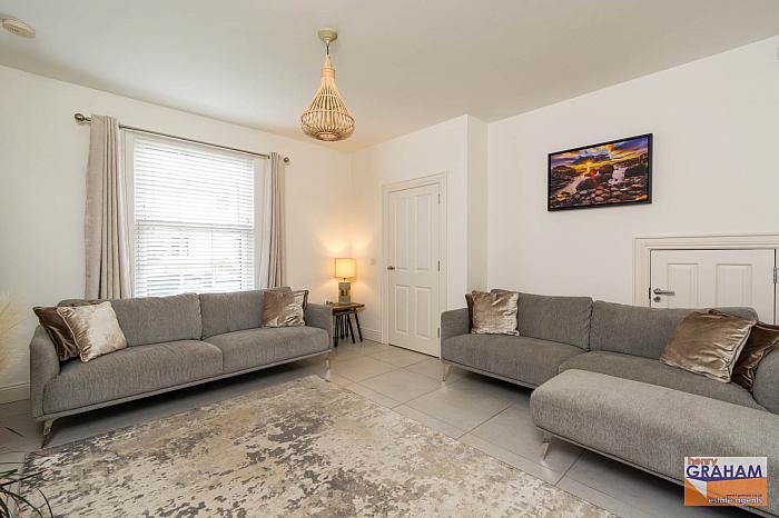 18 Lady Wallace Forge 18 Lady Wallace Forge