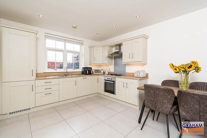 18 Lady Wallace Forge 18 Lady Wallace Forge