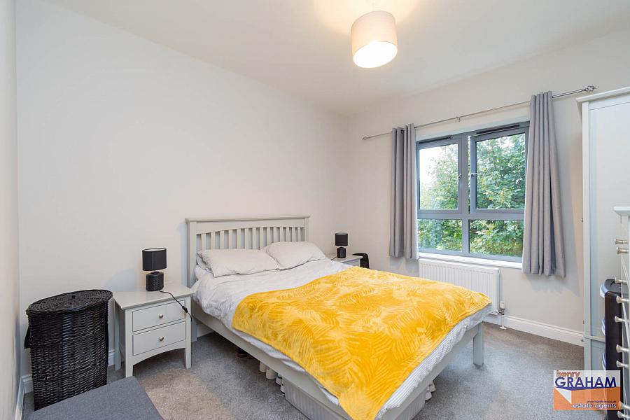 Apt 84 The Rose Garden