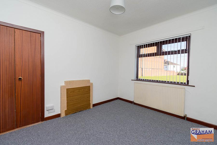 94 Warren Gardens
