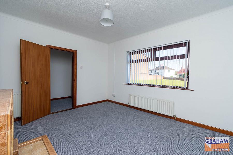 94 Warren Gardens