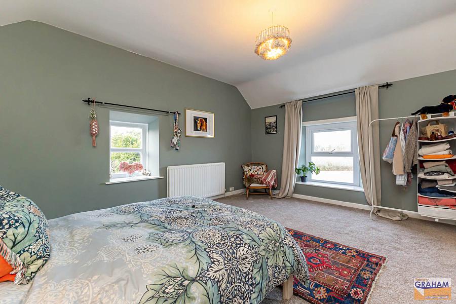 26 Bailliesmills Road
