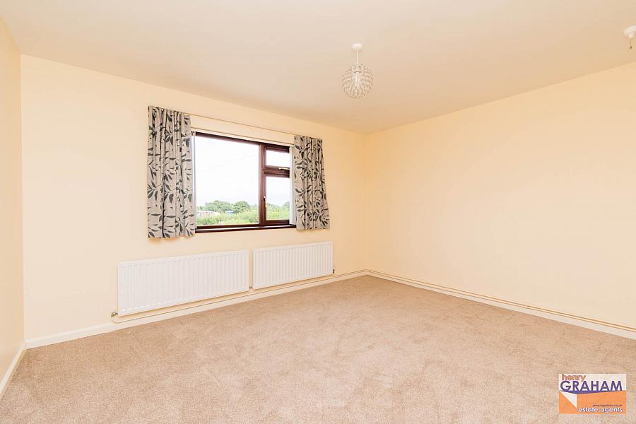 7 Derrynahone Road