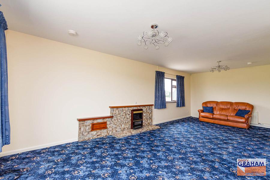7 Derrynahone Road