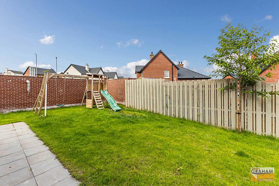 38 Fairfields Glen