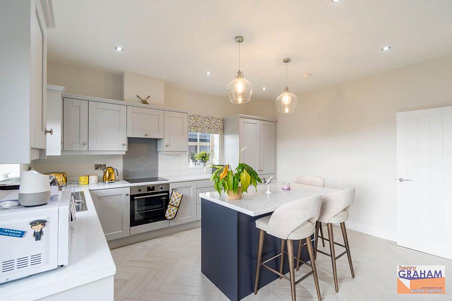 30 Churchview Meadows