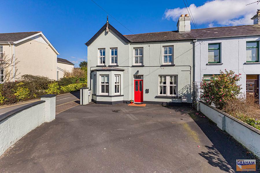 20 Antrim Road, lisburn, BT28 3DH