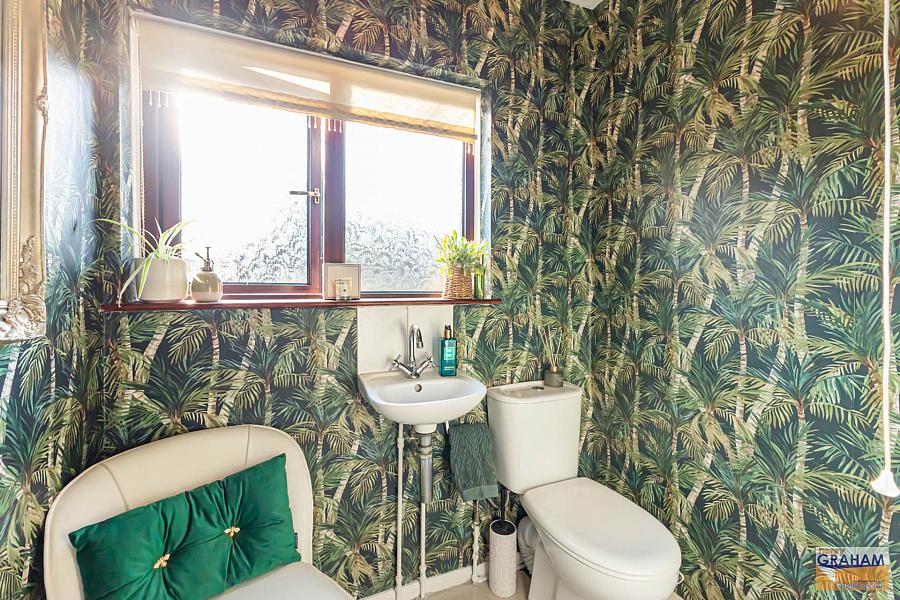 5 Rosevale Park