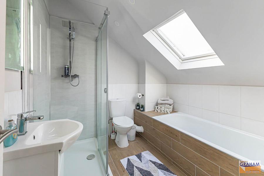 5 Rosevale Park