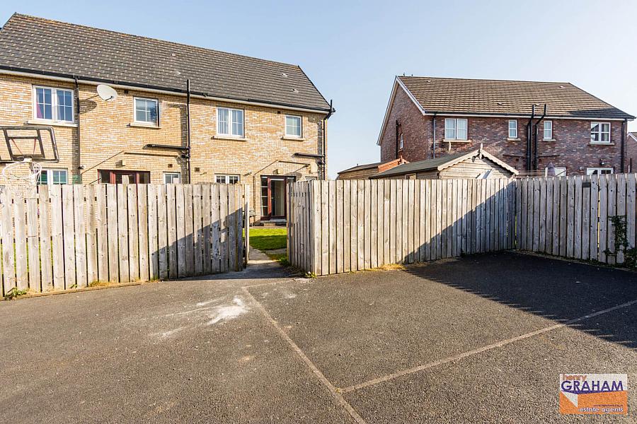 1 Ayrshire Square